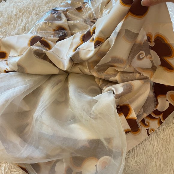 Chloe Silk Patterned Mini Dress (AS SEEN ON BABIES!) - Picture 12 of 13